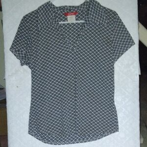Esprit Black and White Fitted Button Down Shirt